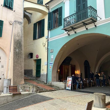 Beautifully Restored Romantic Apartment In The Centre Of Historic Dolcedo Eksteriør bilde